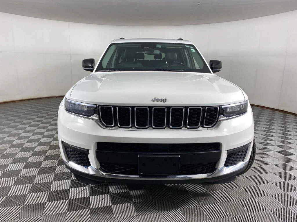 Used 2021 Bright White Clearcoat Jeep Limited image 4