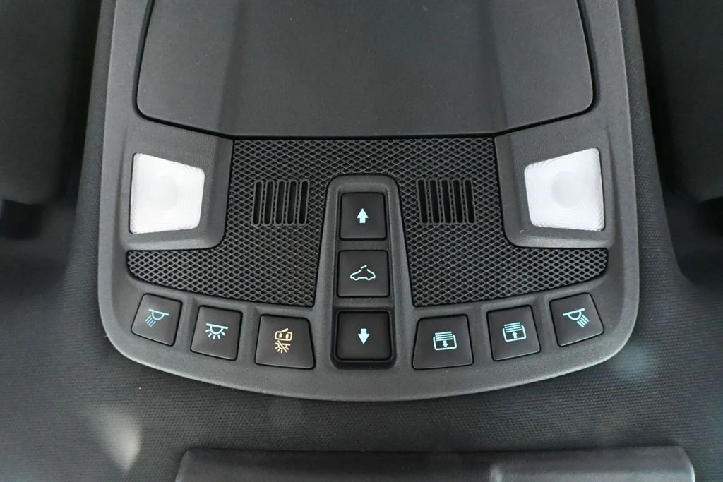 Used 2019 Red Ford Platinum image 34
