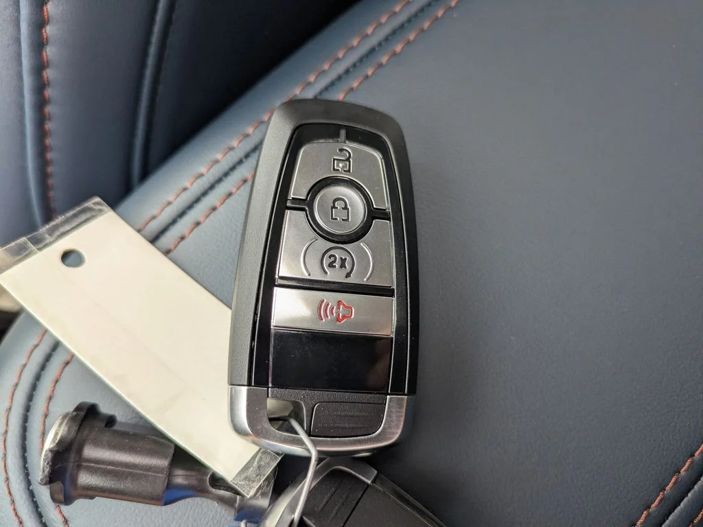 New 2026 Carbonized Gray Metallic Ford Lariat image 35