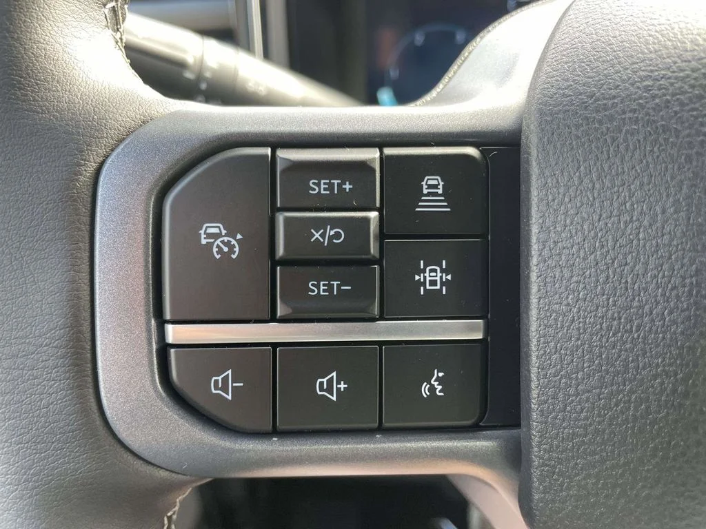 New 2026 Gray Ford Lariat image 23