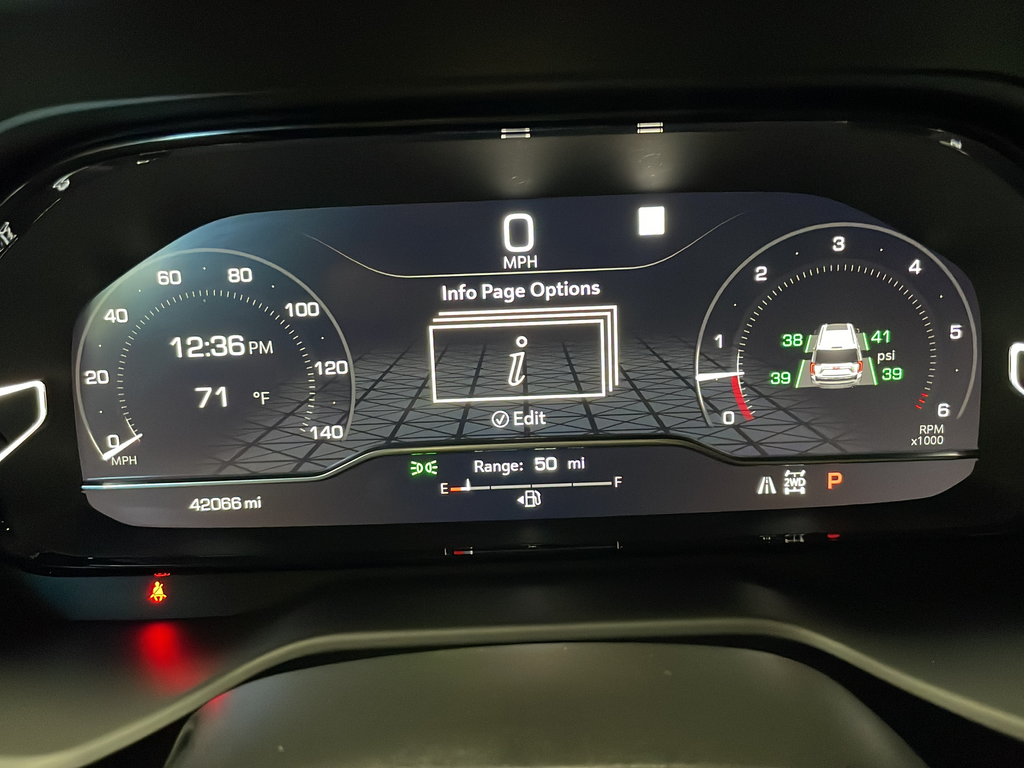 Used 2023 Silver GMC Denali image 23