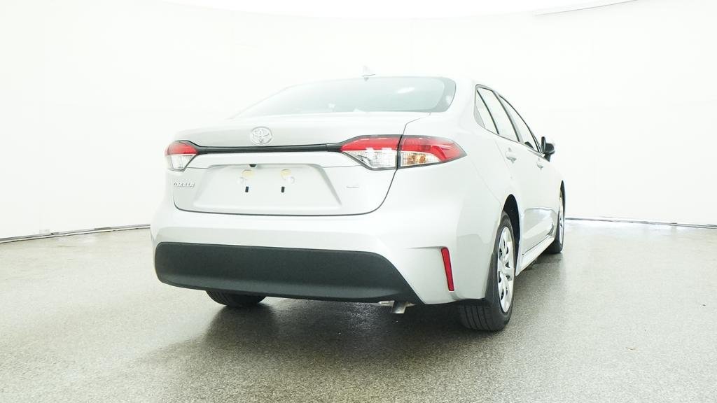 New 2027 Classic Silver Metallic Toyota LE image 21