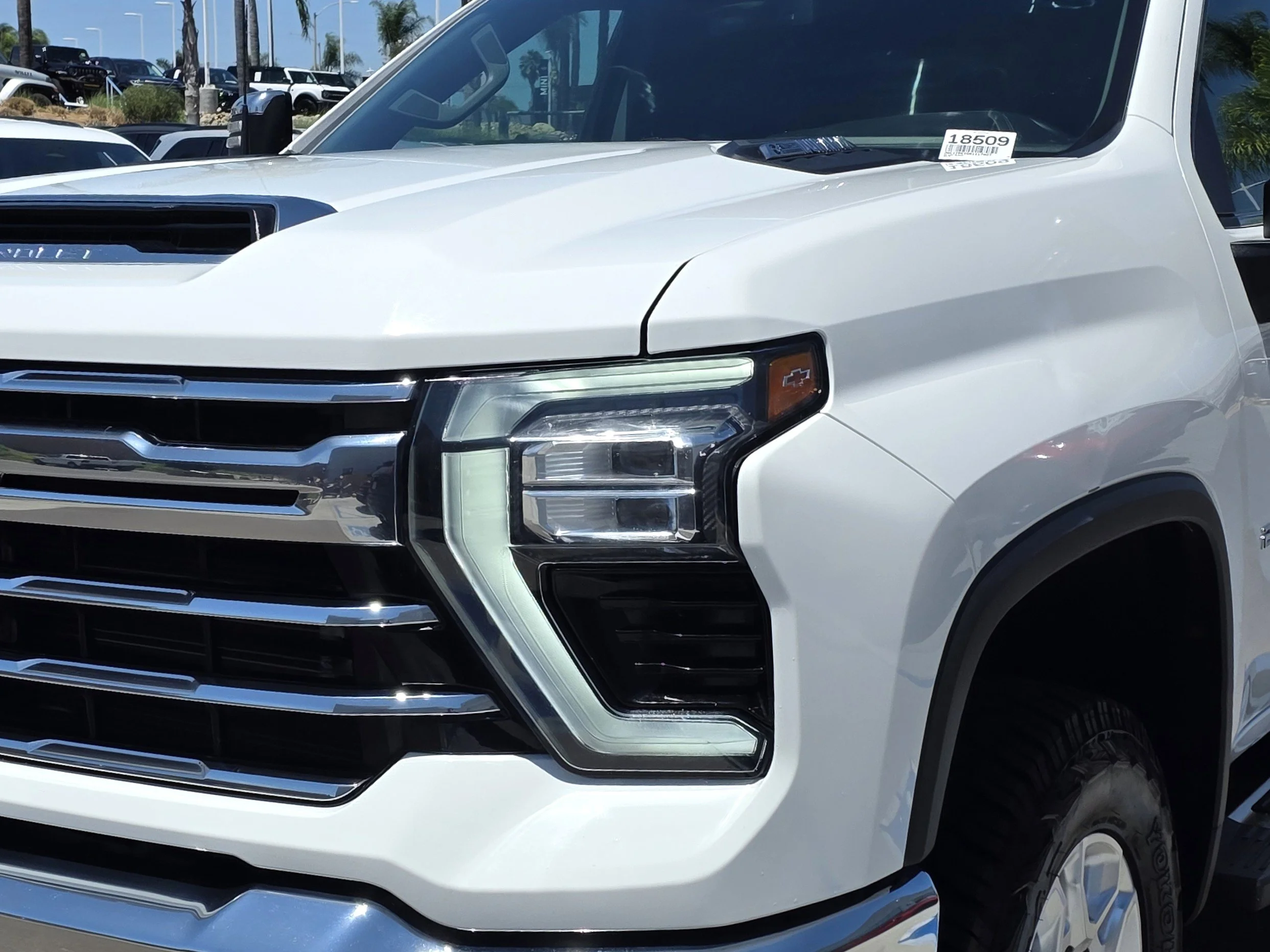 Used 2024 Summit White Chevrolet LTZ image 7