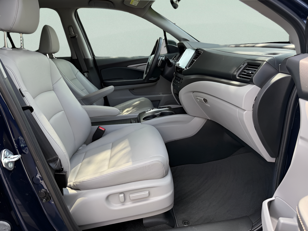 Used 2023 Blue Honda RTL image 14