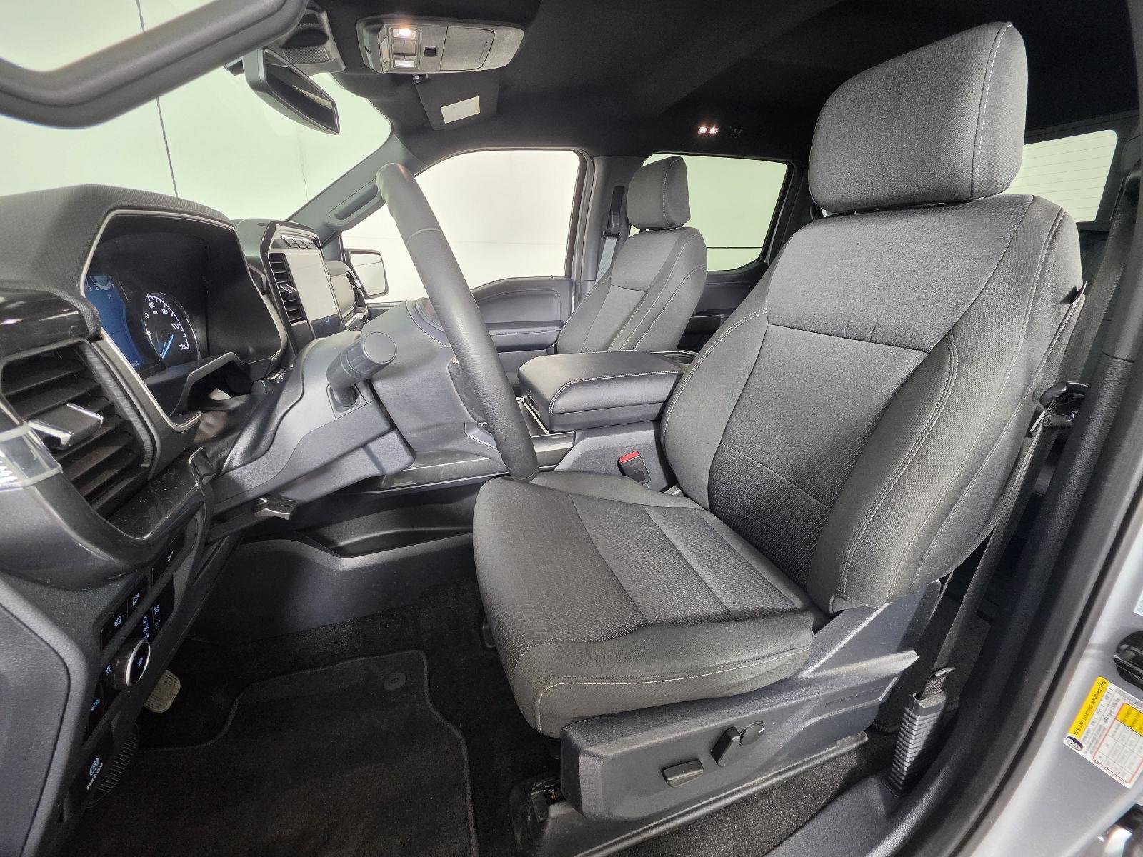 Used 2023 Iconic Silver Ford XLT image 2