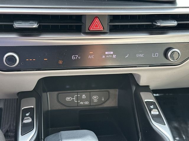 Used 2025 Black Kia EX image 18
