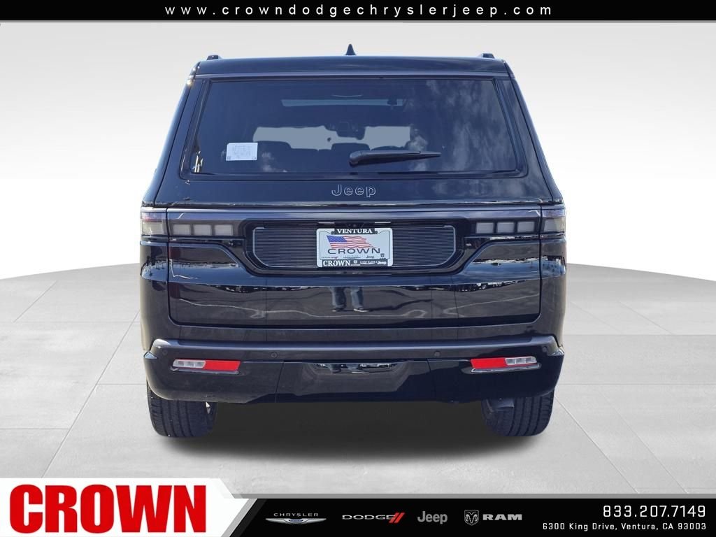 New 2026 High Gloss Black Exterior Paint Jeep Limited Altitude image 6
