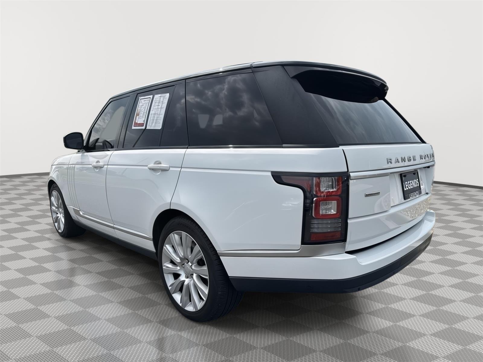Used 2016 Fuji White Land Rover Supercharged image 10