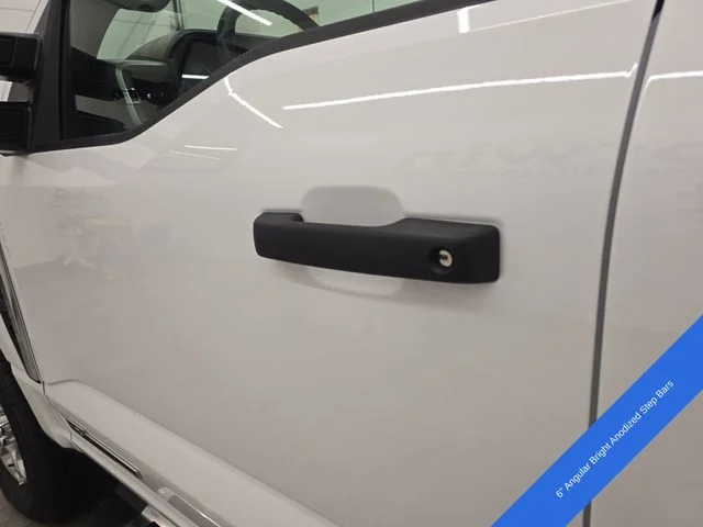 New 2026 Oxford White Ford F-250® XLT image 22