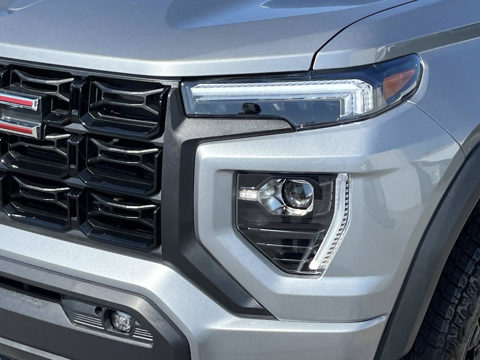 2026 GMC Canyon Elevation - Photo 10
