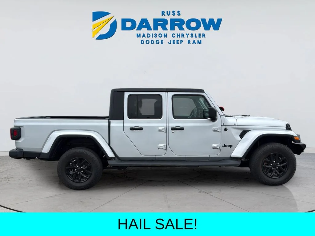 Used 2023 Silver Jeep Sport S image 6