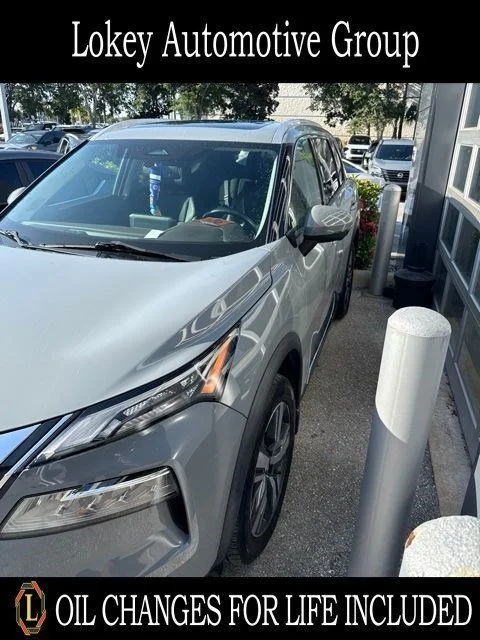 2021 Nissan Rogue SL FWD's photo