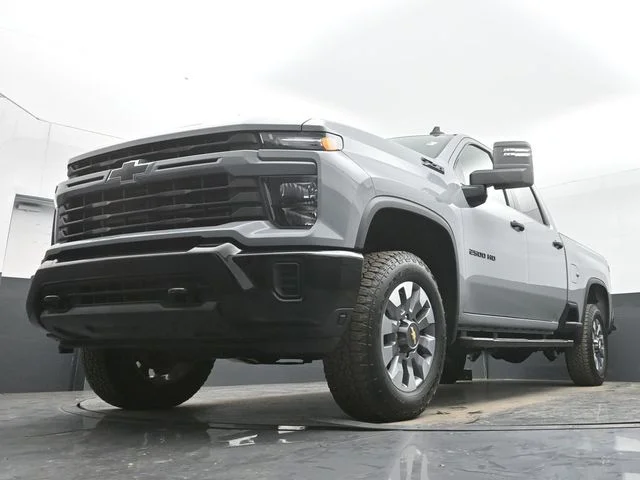 Used 2024 Gray Chevrolet Custom image 36