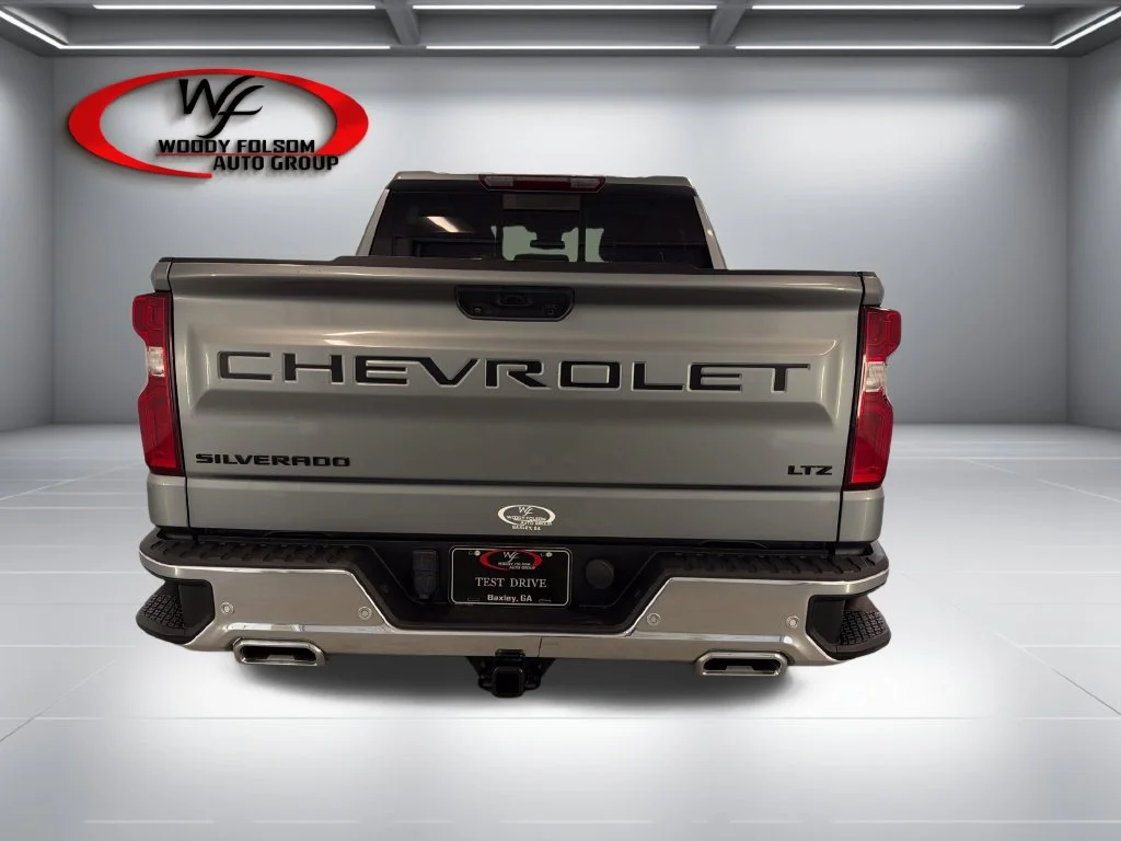 Used 2023 Gray Chevrolet LTZ image 6