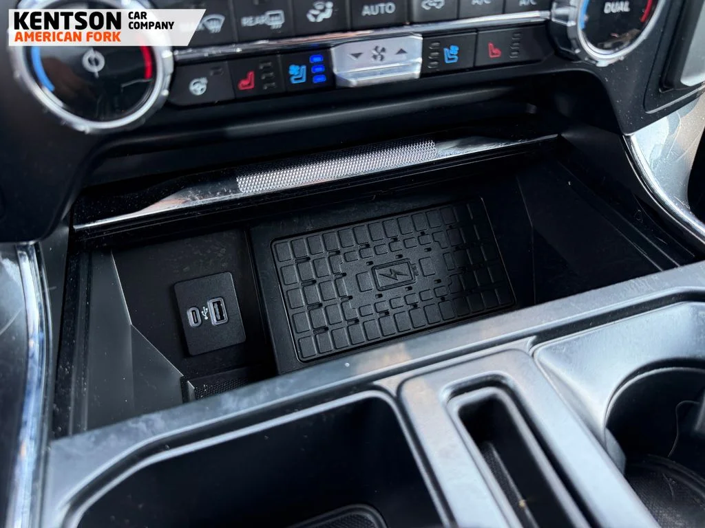 Used 2023 Black Ford Lariat image 24