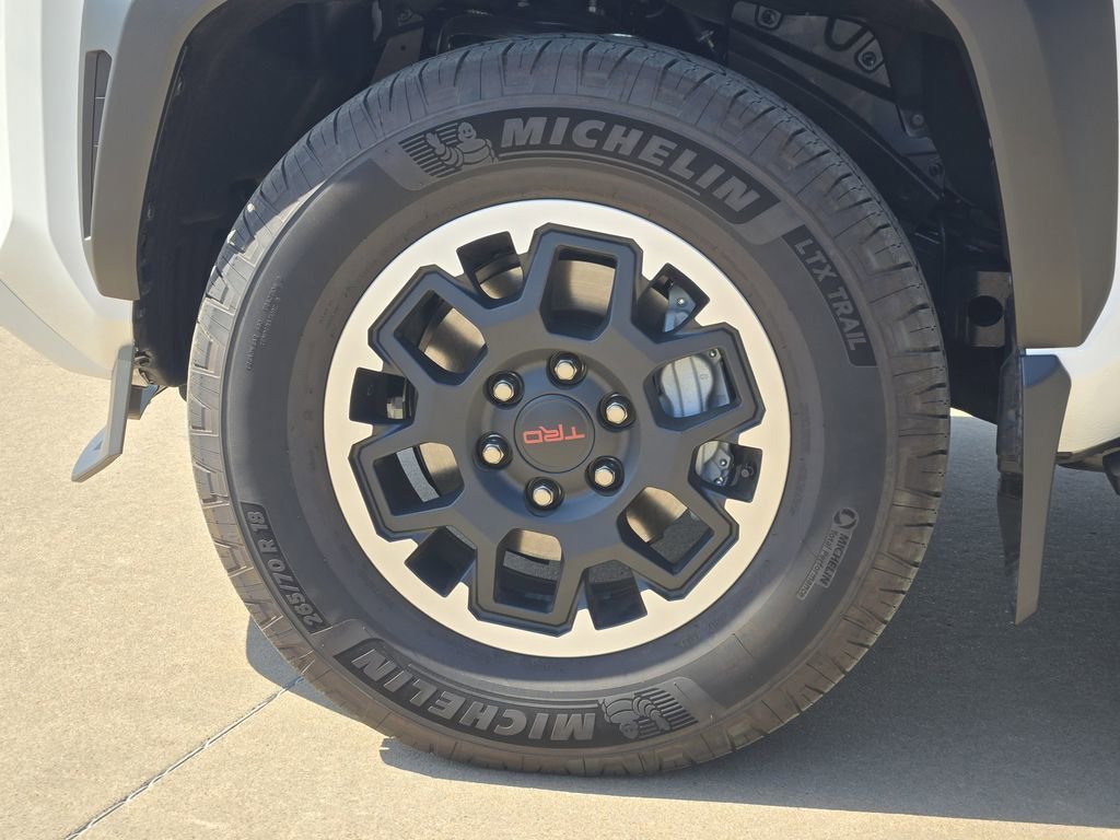 2025 Toyota 4Runner TRD Off-Road - Photo 27