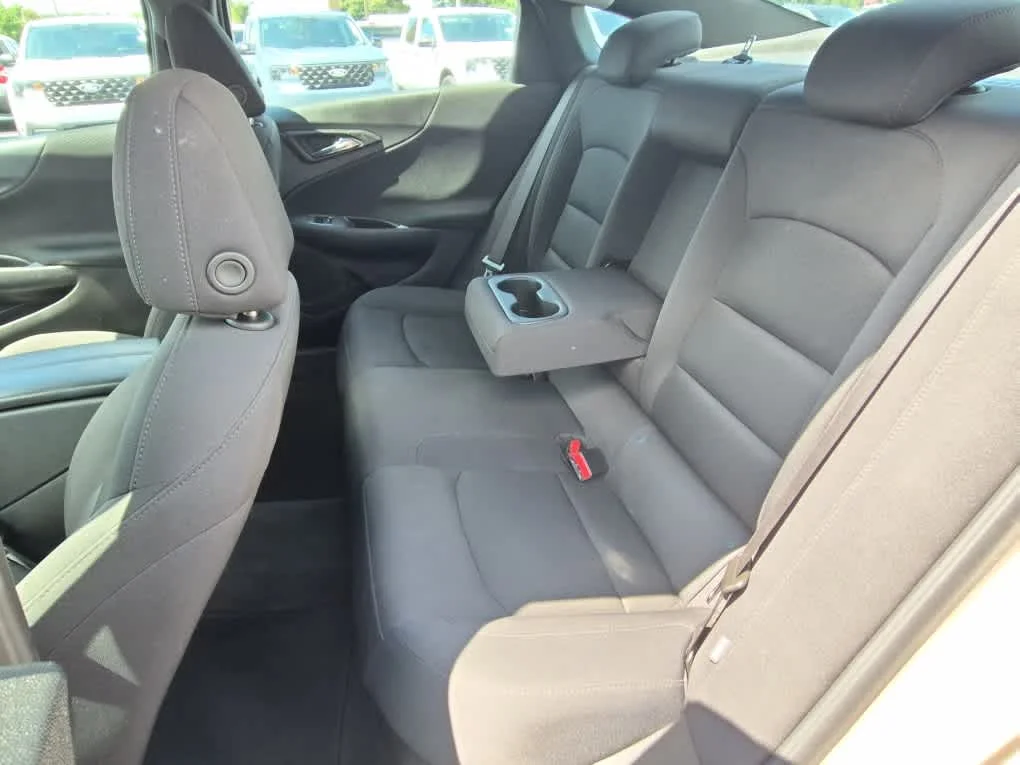 Used 2024 Mineral Gray Metallic Chevrolet LT image 7