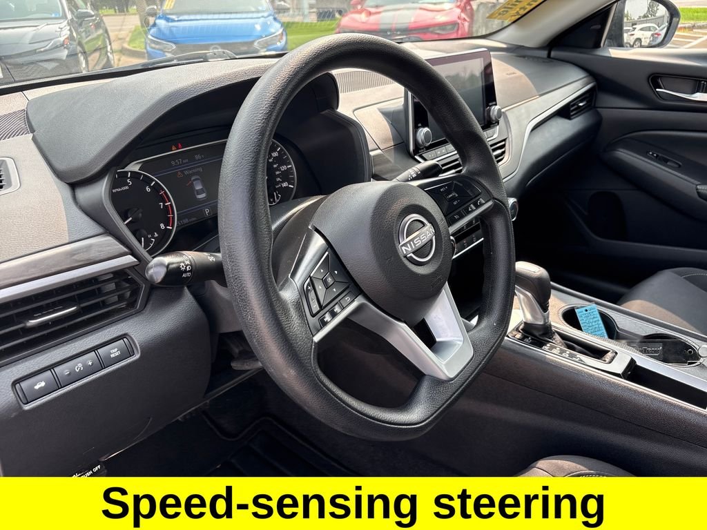 Used 2025 Black Nissan 2.5 SV image 20