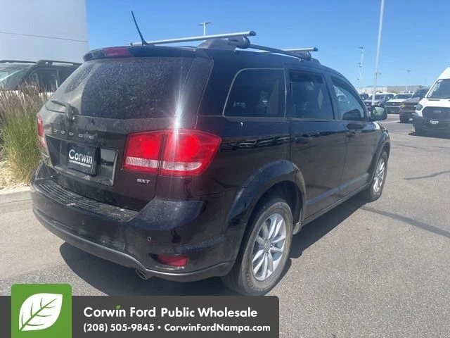 Used 2015 Black Dodge SXT image 12