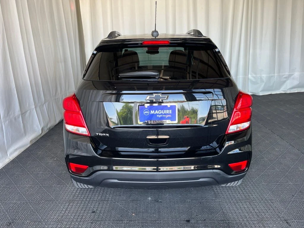 Used 2021 Black Chevrolet LT image 26