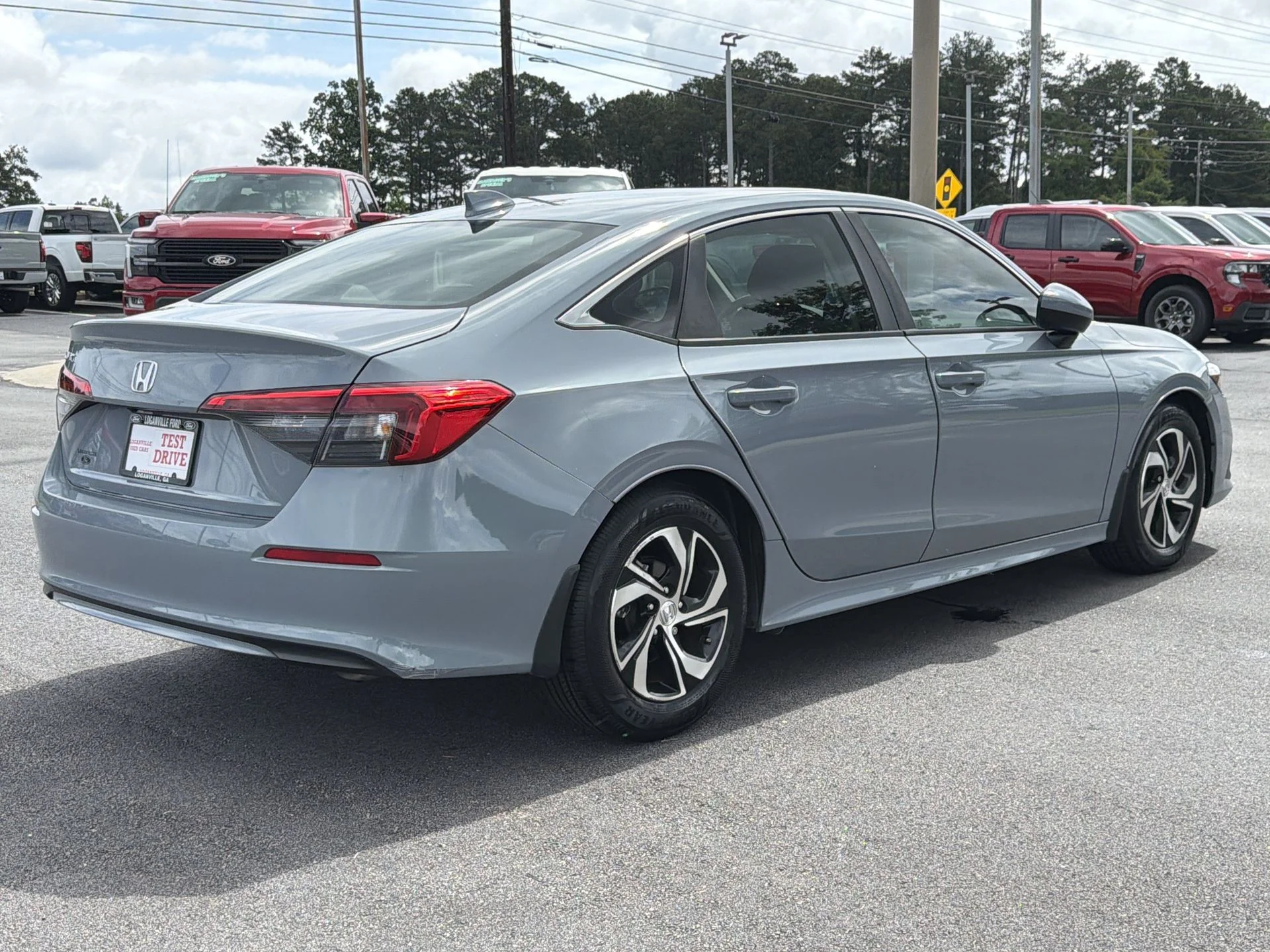 Certified Used 2024 Morning Mist Metallic Honda EX image 26