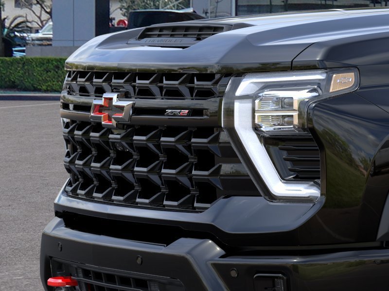 2026 Chevrolet Silverado 2500 HD ZR2 - Photo 13