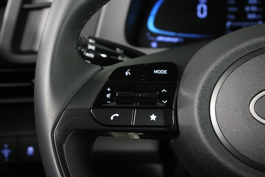 Used 2026 Black Hyundai SEL Sport image 26