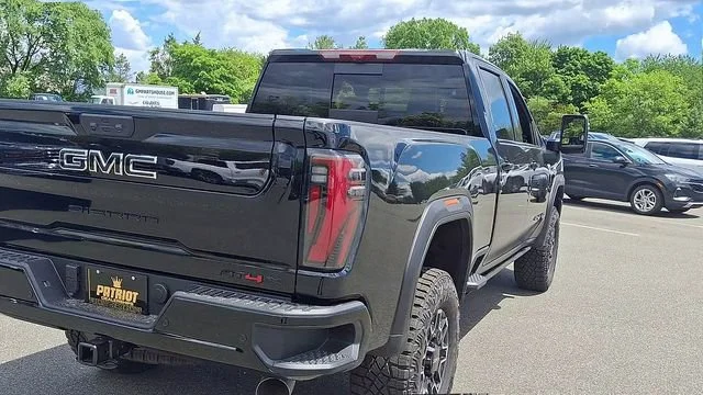 New 2026 Onyx Black GMC AT4X image 9
