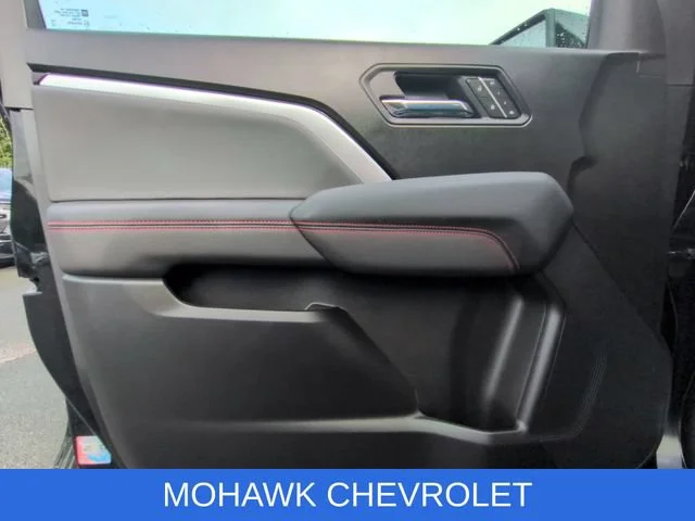 Used 2023 Black Chevrolet Z71 image 23