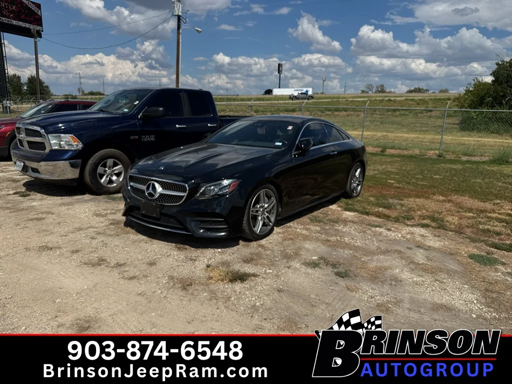 Used 2018 Obsidian Black Metallic Mercedes-Benz E400 image 1