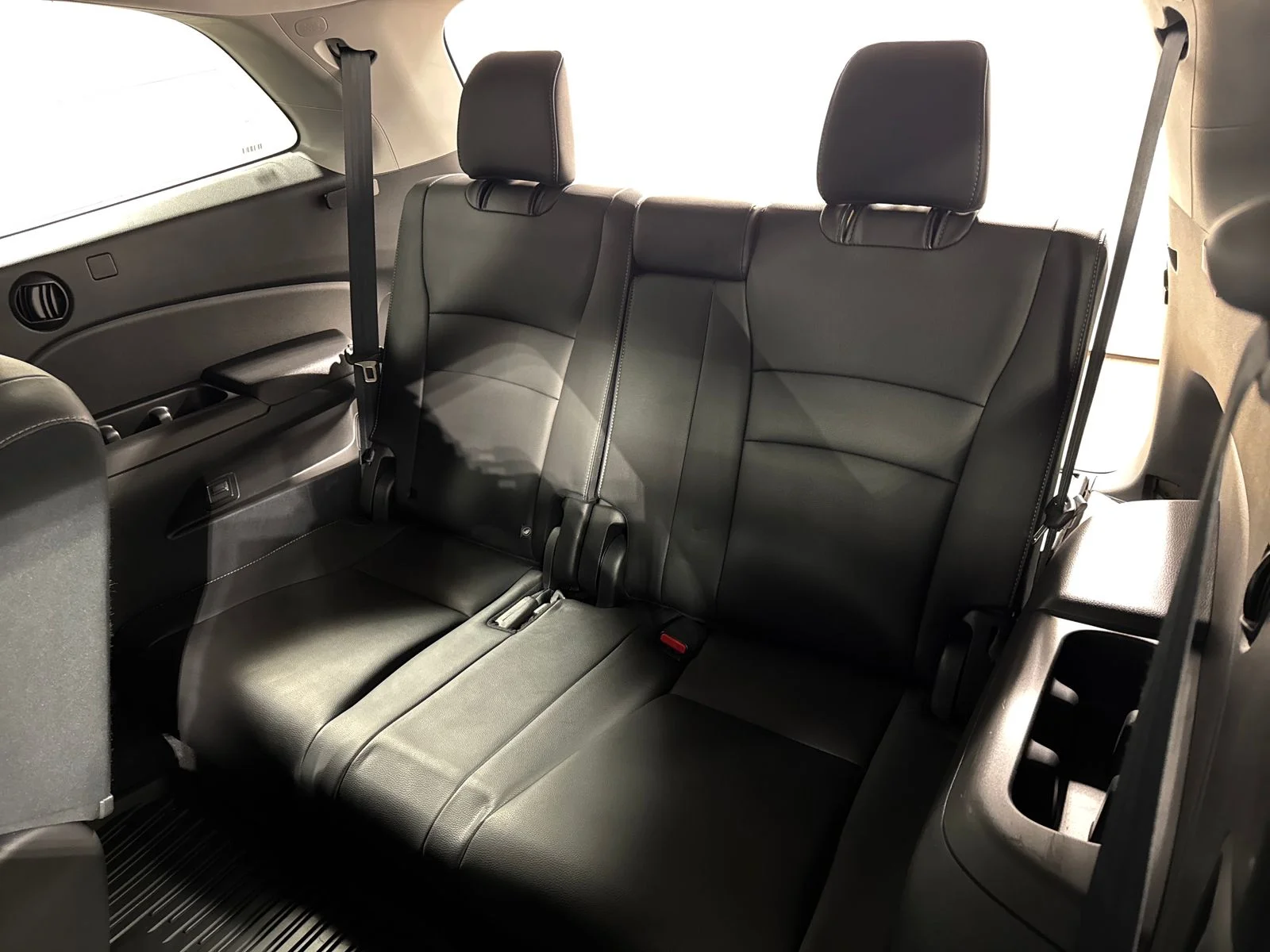 Used 2018 Modern Steel Metallic Honda EX-L image 23