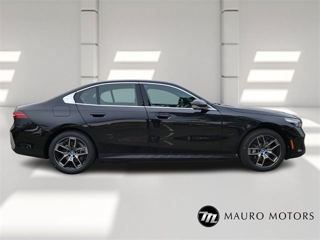 Used 2025 BMW i5 40 with VIN WBY13HG03SCU84021 for sale in North Haven, CT