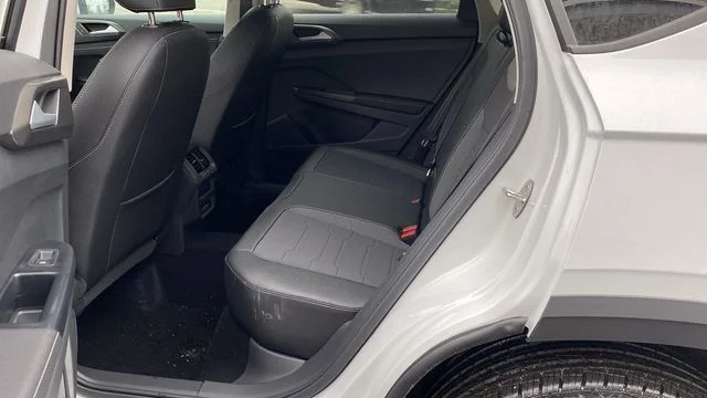2026 Volkswagen Taos SE Black - Photo 22