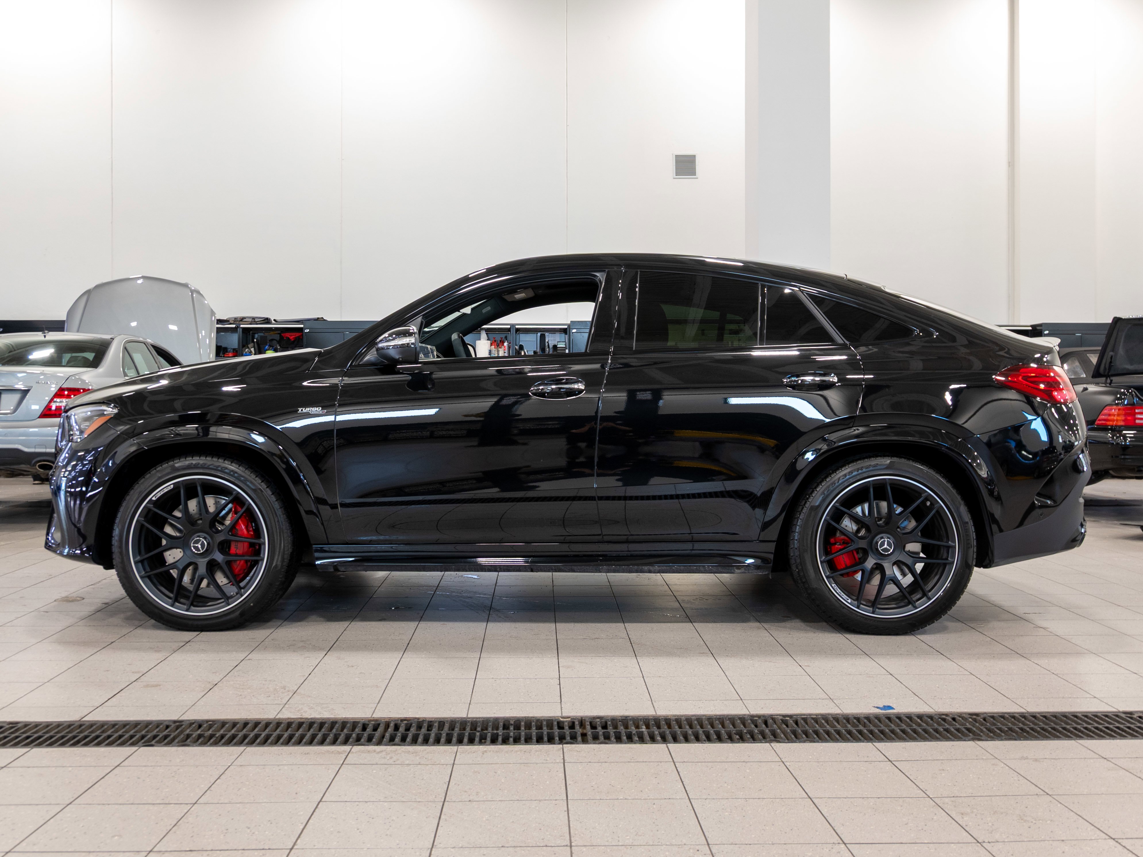 New 2026 Obsidian Black Mercedes-Benz AMG GLE 53 image 2