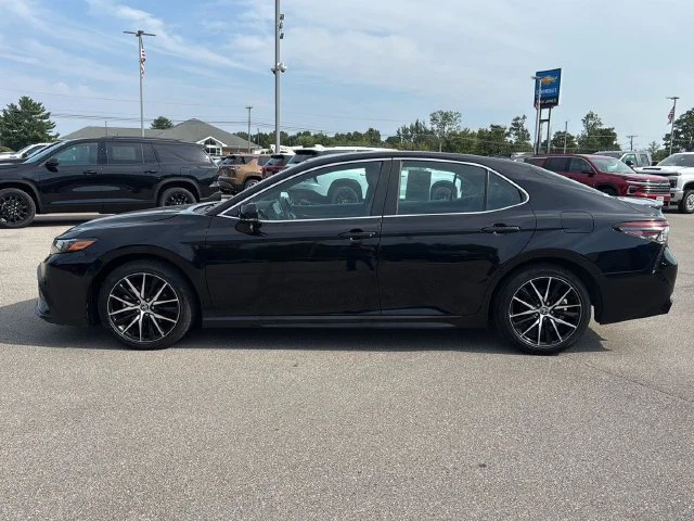 Used 2023 Midnight Black Metallic Toyota SE image 8