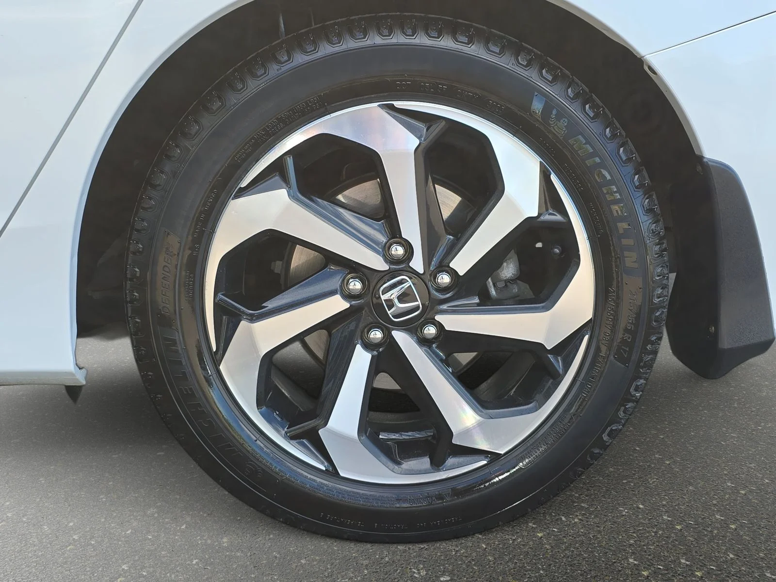 Used 2016  Honda EX-L image 33