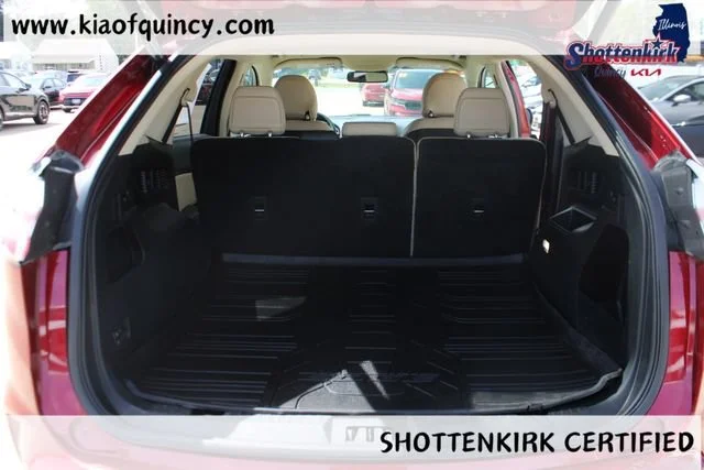 Used 2019 Red Ford SEL image 15
