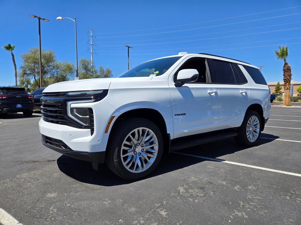 New 2026 Summit White Chevrolet RST image 2