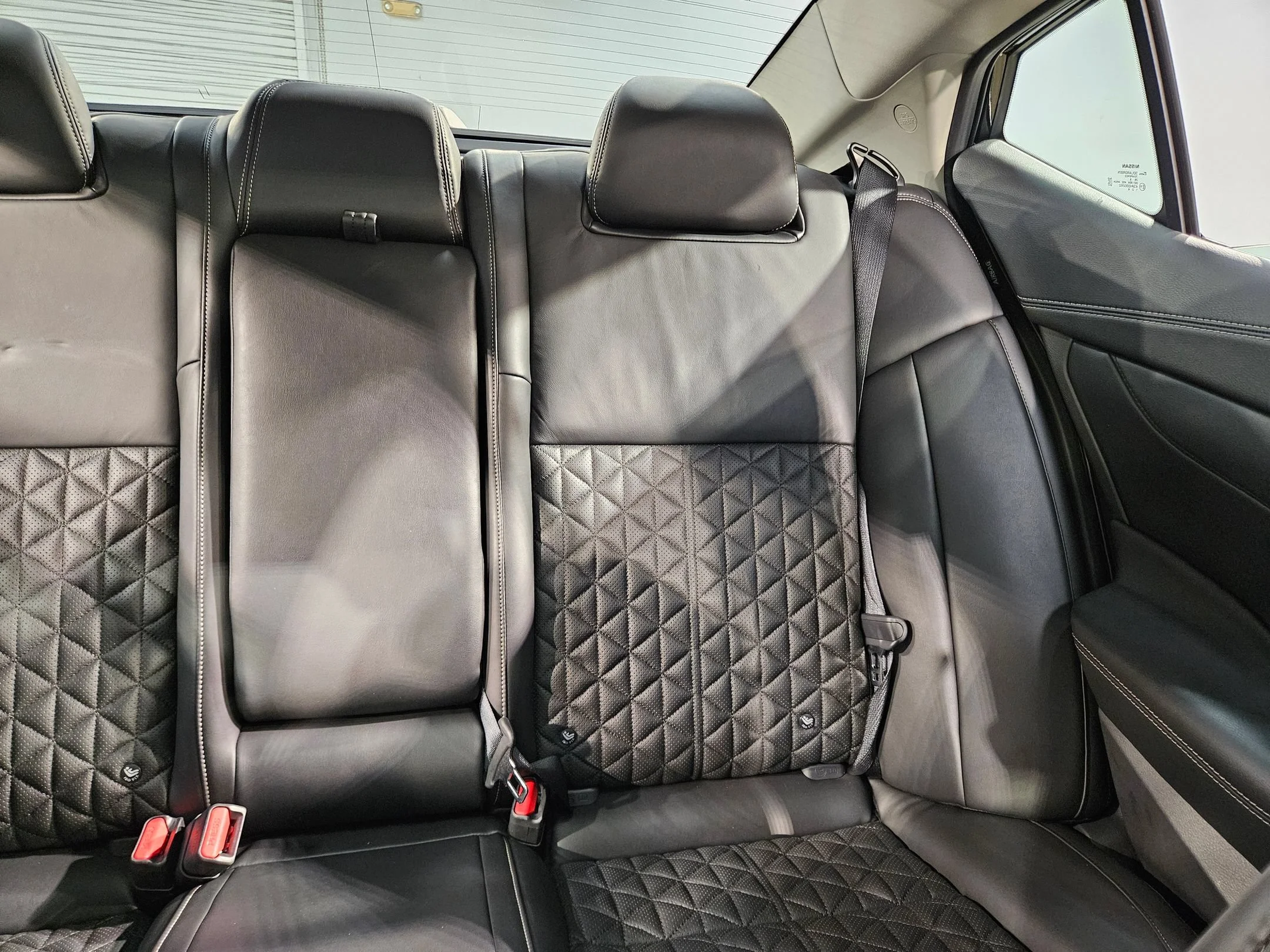 Used 2020 Super Black Nissan Platinum image 14