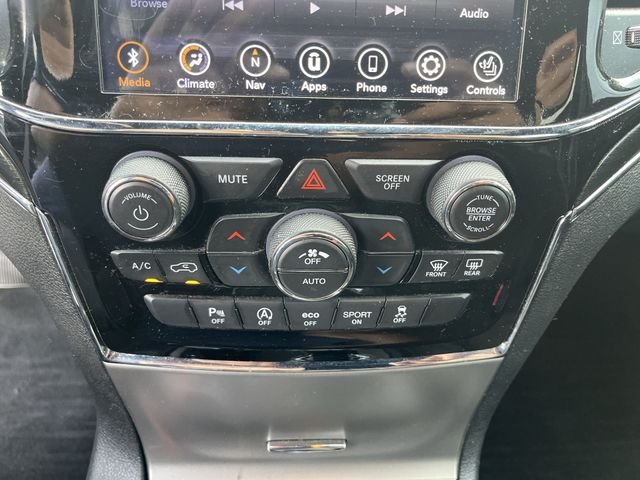 Used 2020 Gray Jeep Trailhawk image 19