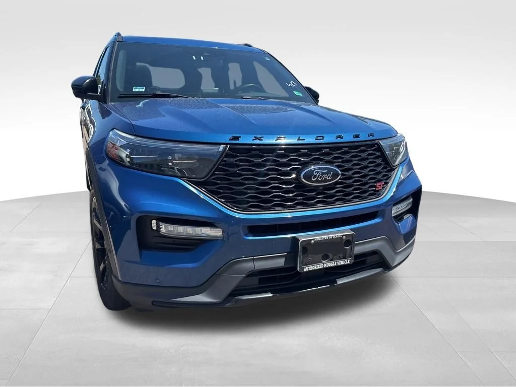 Used 2020 Blue Ford ST image 24