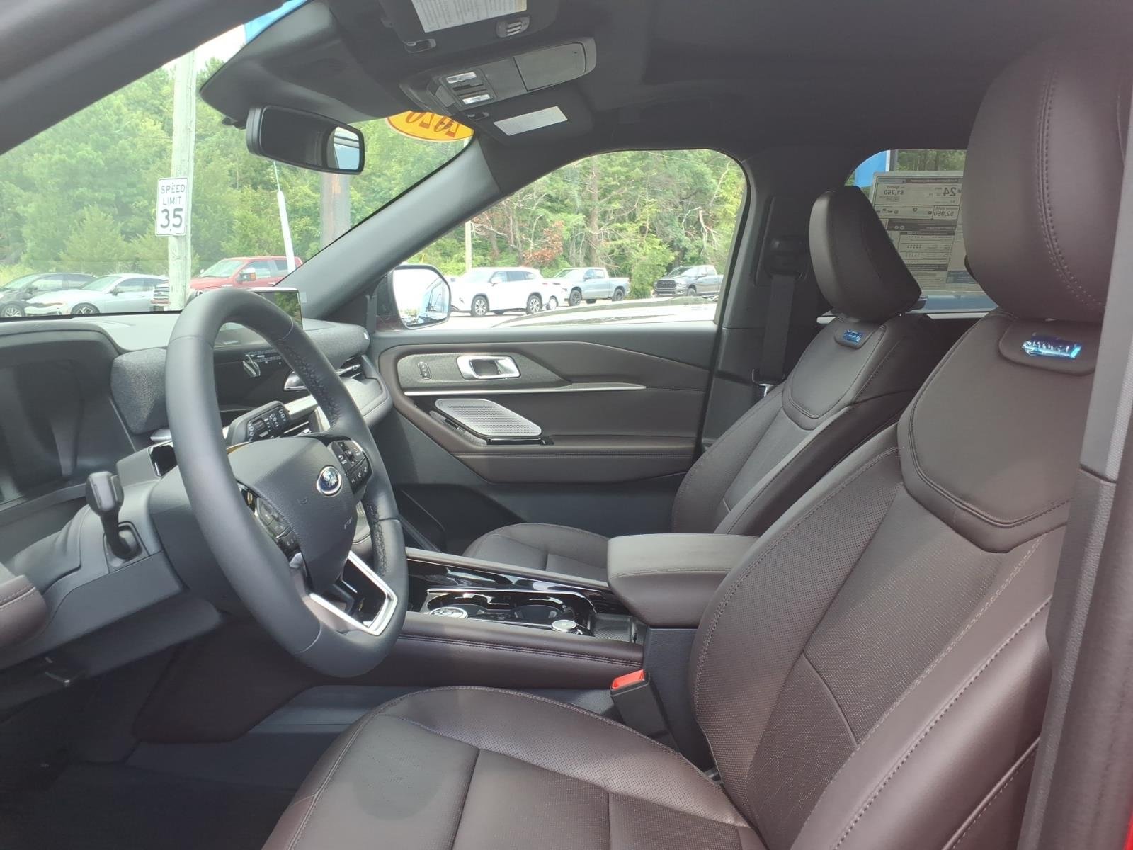 New 2026 Rapid Red Metallic Tinted Clearcoat Ford Platinum™ image 8