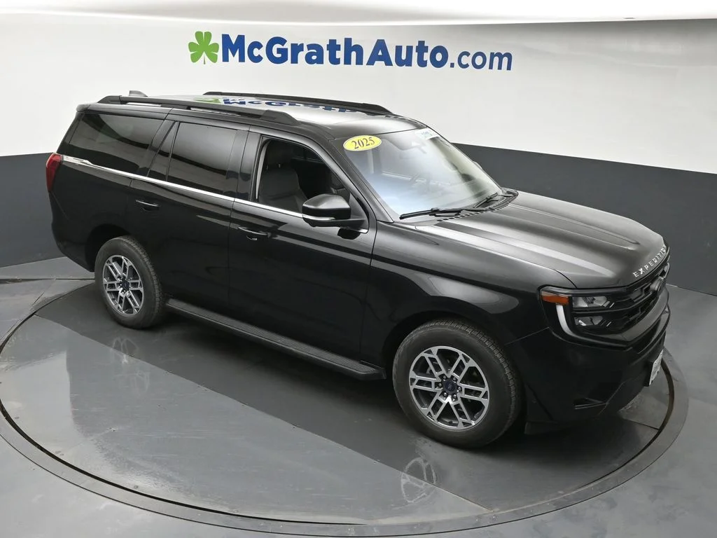 Used 2025 Black Ford Active image 3