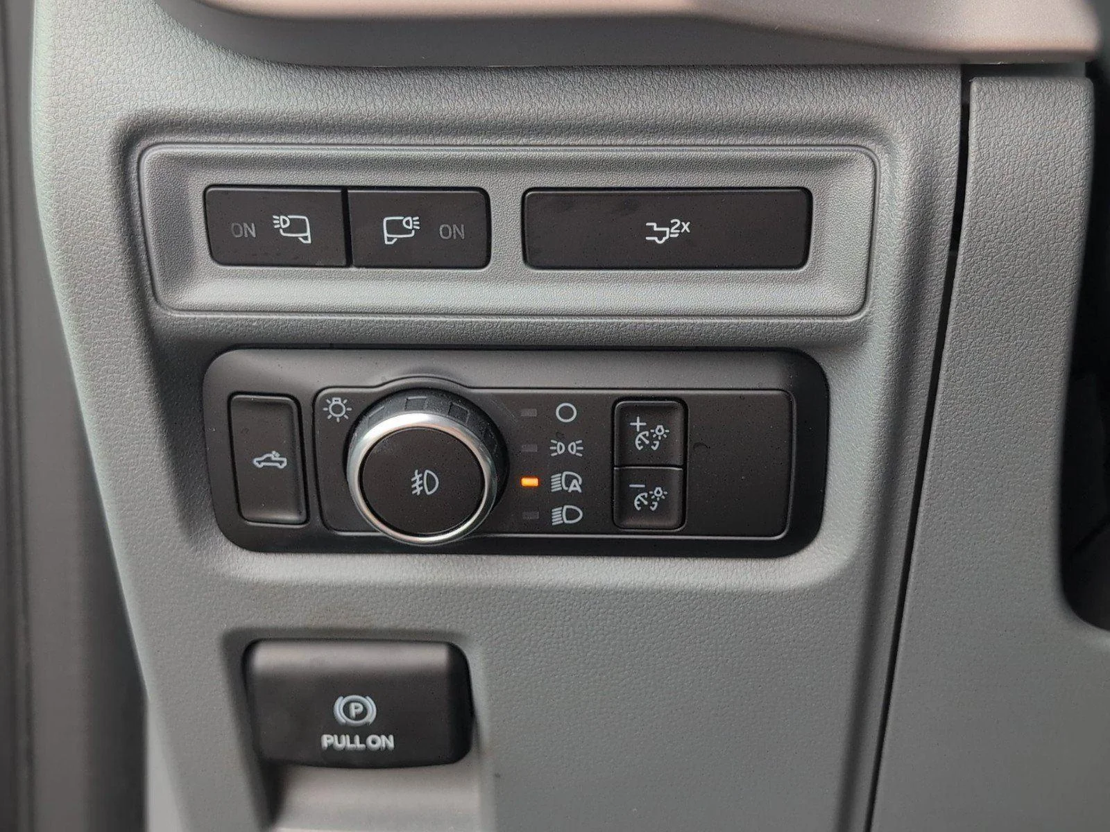 Used 2023 Carbonized Gray Ford XLT image 25