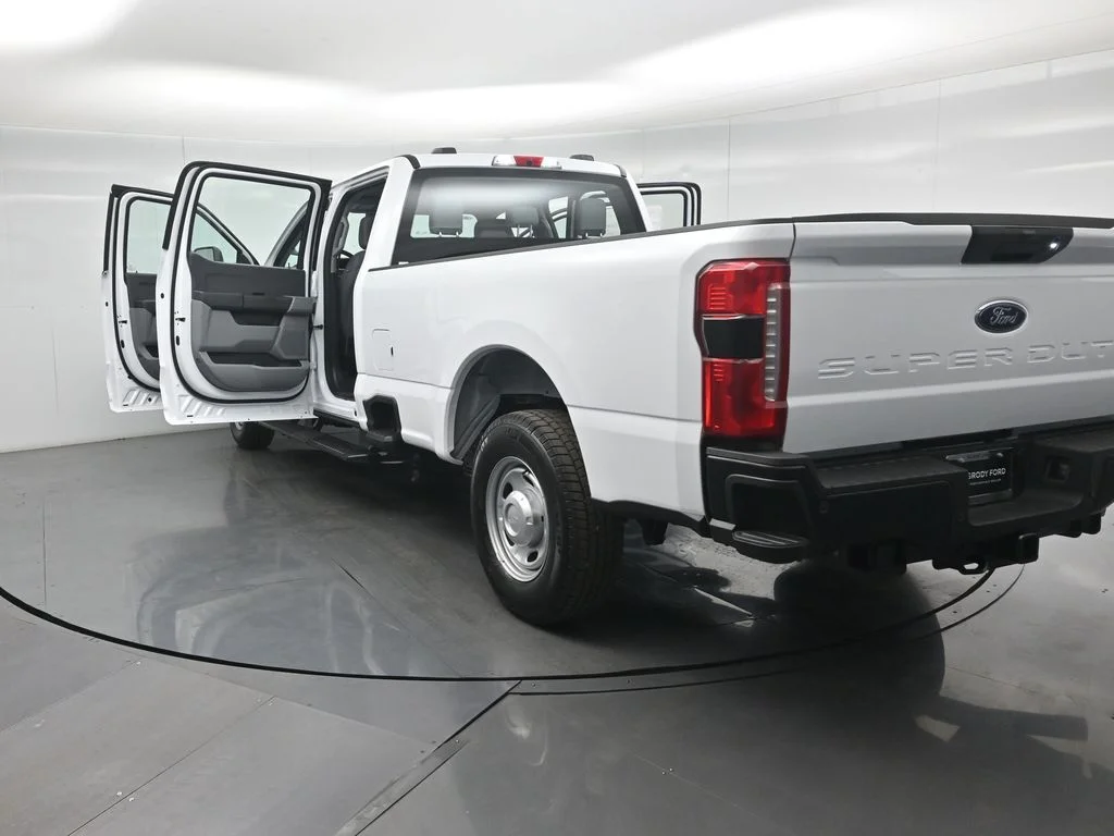 New 2026 White Ford XL image 28