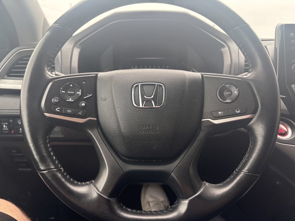 Certified Used 2023 Lunar Silver Metallic Honda EX-L image 56