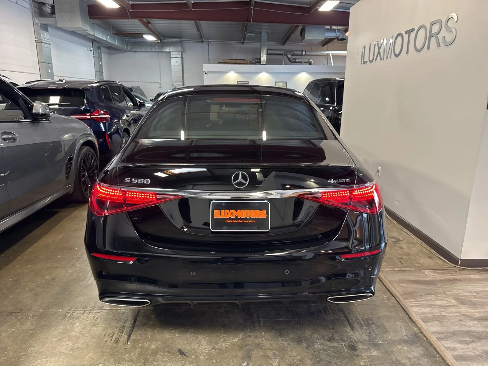 Used 2022 Black Mercedes-Benz S 580 image 19