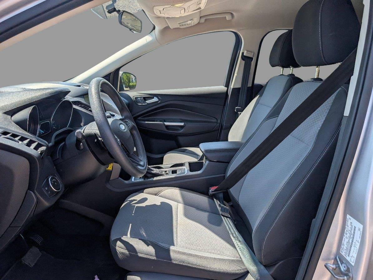 Used 2017 Ingot Silver Ford SE image 15