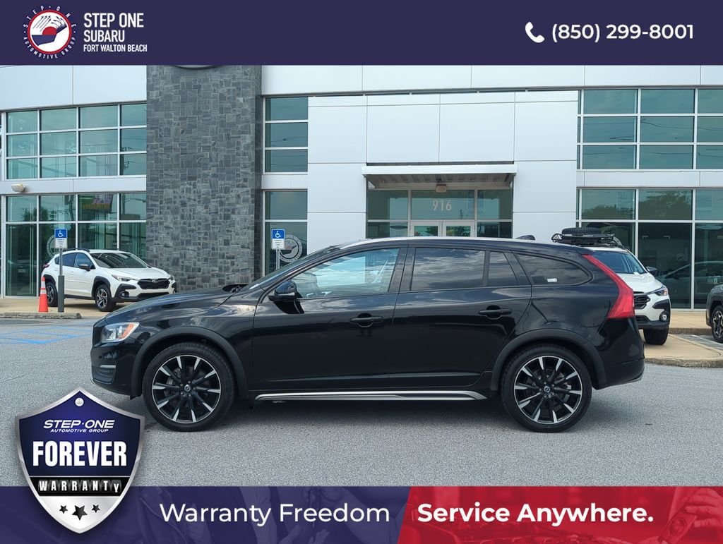 Used 2018 Black Volvo T5 image 4