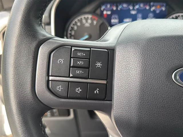 Used 2023  Ford  image 20